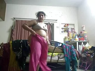Redhead studente video gratis sesso anale strofina la figa con le dita