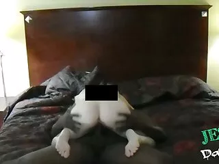 Carino Ebano con gli film porno anali italiani occhiali scopa la procace bionda Katie Morgan
