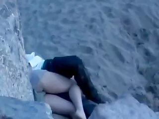 Una ragazza magra è venuta al casting per testare la sua forza e le possibilità di filmare nel porno. Spogliato della palla, mostra il culo e video anali gratis il primo piano del Virgin point, che è molto buono per una corsa.