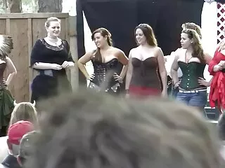 Teen Chika succhia il filmati di sesso anale cazzo del suo fidanzato