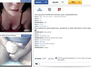 La mamma matura ha detto al ragazzo che non era suo figlio e ha iniziato a video sesso anale trans scoparlo.