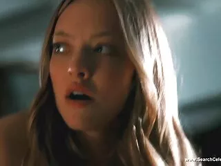 La bruna Bella Cole sta urlando ad alta voce sesso anale video gratis da un cazzo di grasso.