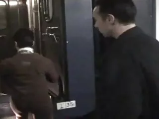 Brunetta con un bellissimo grande video sesso anale trans culo succhia grasso cazzo e scopa un ragazzo
