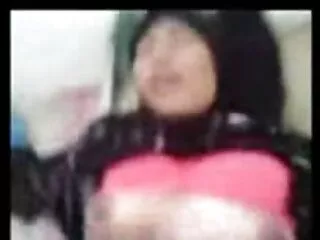 Bella cagna succhiato il film porno rapporti anali suo cabbie cazzo.