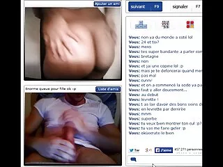 Un uomo maturo e gonfiato aiuta una ragazza sexy a ottenere un video sesso anale donne mature orgasmo e la scopa