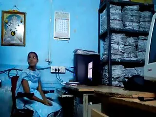 Giovane e appassionato video gratis sesso anale biondo lesbiche leccare rasato fighe